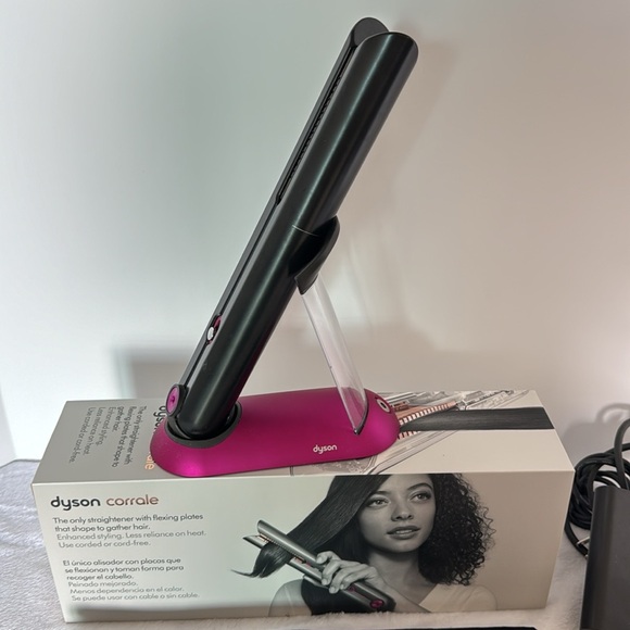 Dyson Corrale Straightener - Picture 2 of 7